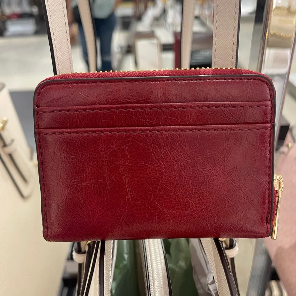 MICHAEL KORS Jet Set Medium Distressed Zip Around Card Case
Cherry
NWT - Picture 8 of 16
